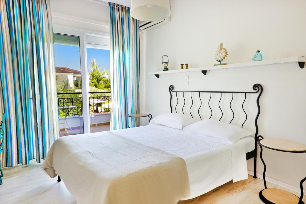 Thassian Villas Limenas  Room photo