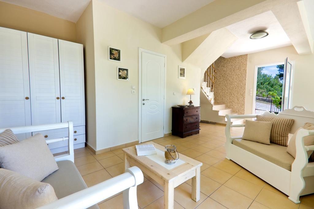 Thassian Villas Limenas  Room photo
